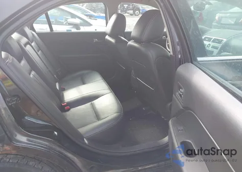 2009 Mercury Milan V6 Premier from USA, damaged, VIN 3MEHM08199R624847